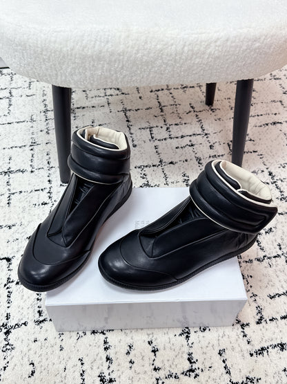 Maison High Black Lether