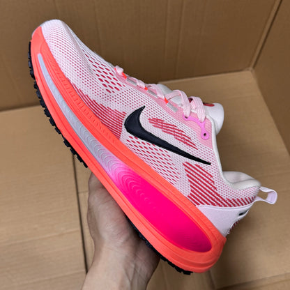 Vomero 18 Pink