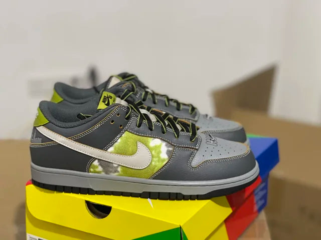 HUF x Nike Dunk Low SB Friends and Family