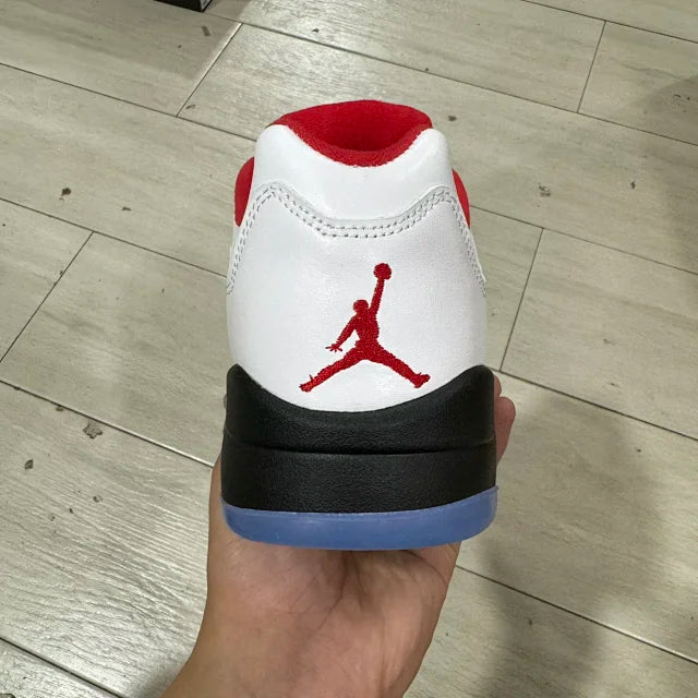 AJ 5  Low White Fire Red
