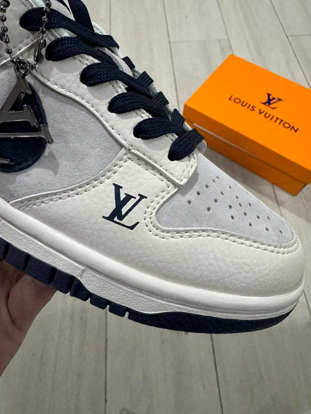 Dunk x LV