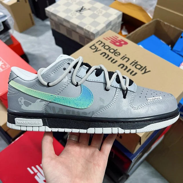 Dunk SP Gray Panda