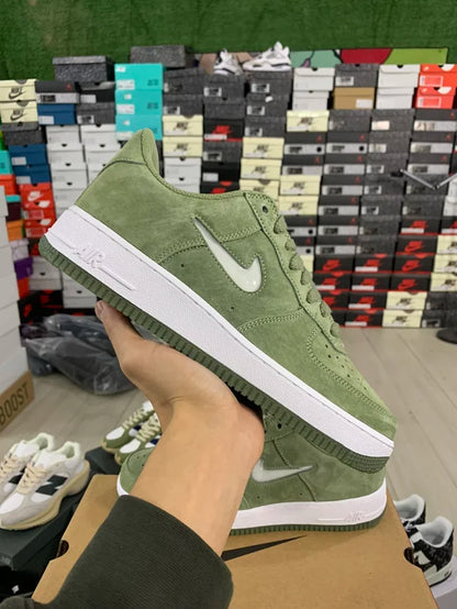 AF1